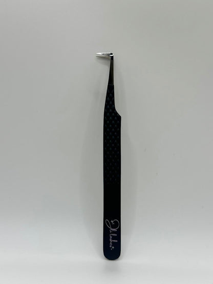 Darlings 90-Degree Tweezer